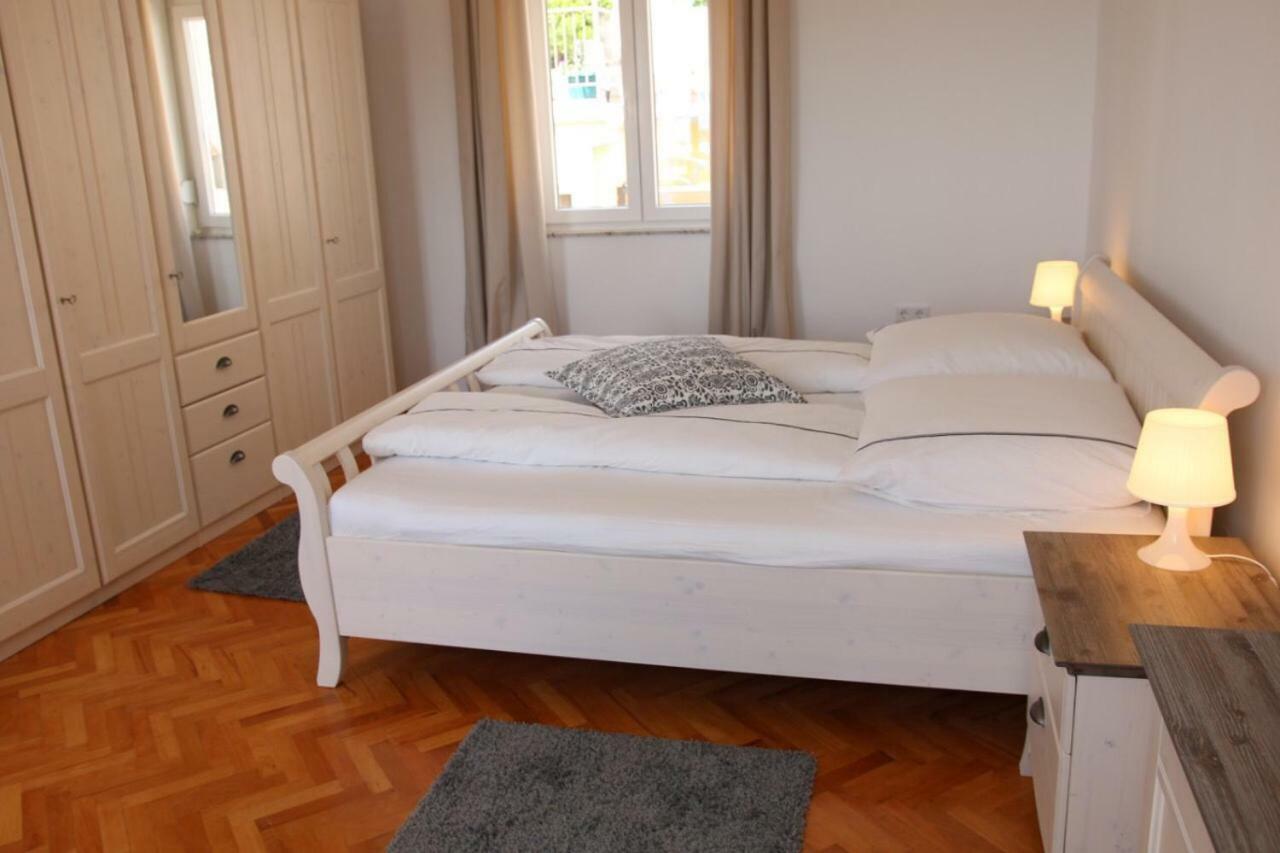 Central House Nona Crikvenica Exterior foto